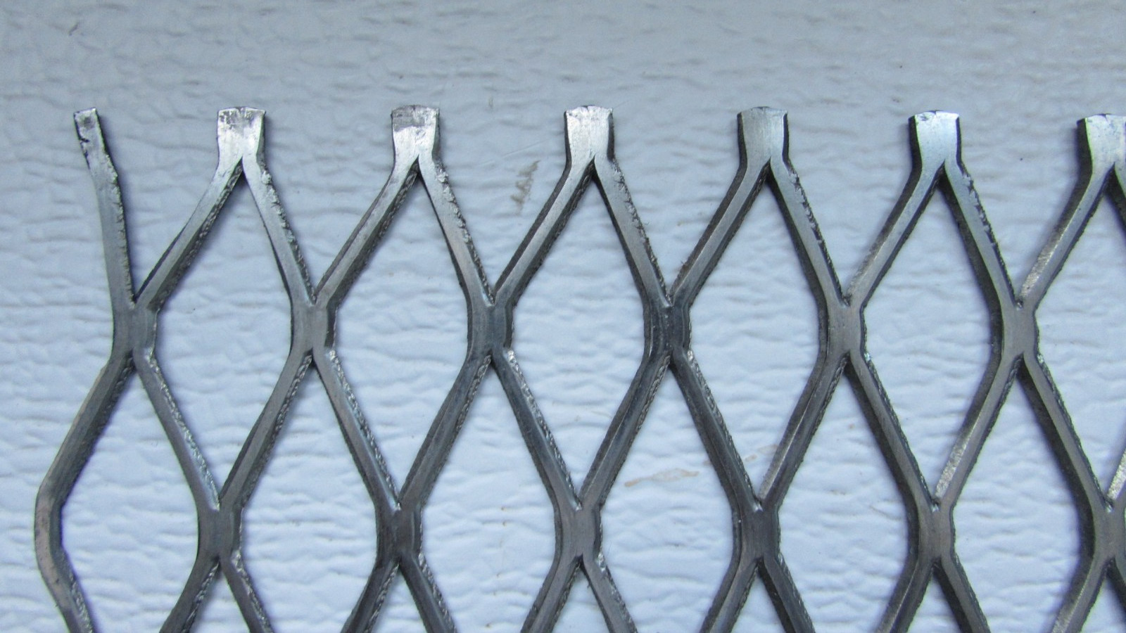 3/4#13- 304 STAINLESS STEEL FLATTENED EXPANDED METAL– 12″ X 18″