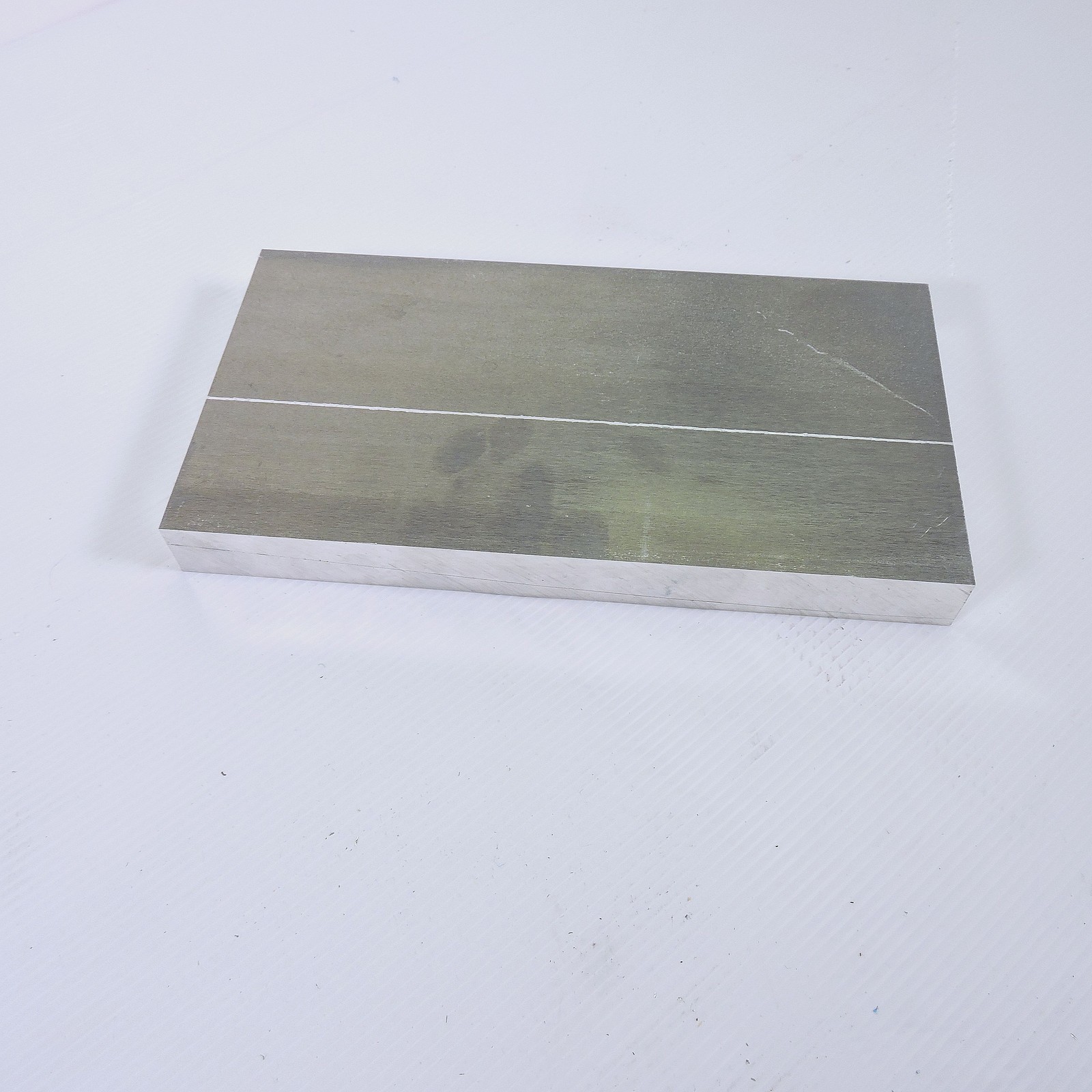 1″ thick Aluminum 6061 PLATE 5.625″ x 10.625″ Long sku 186960