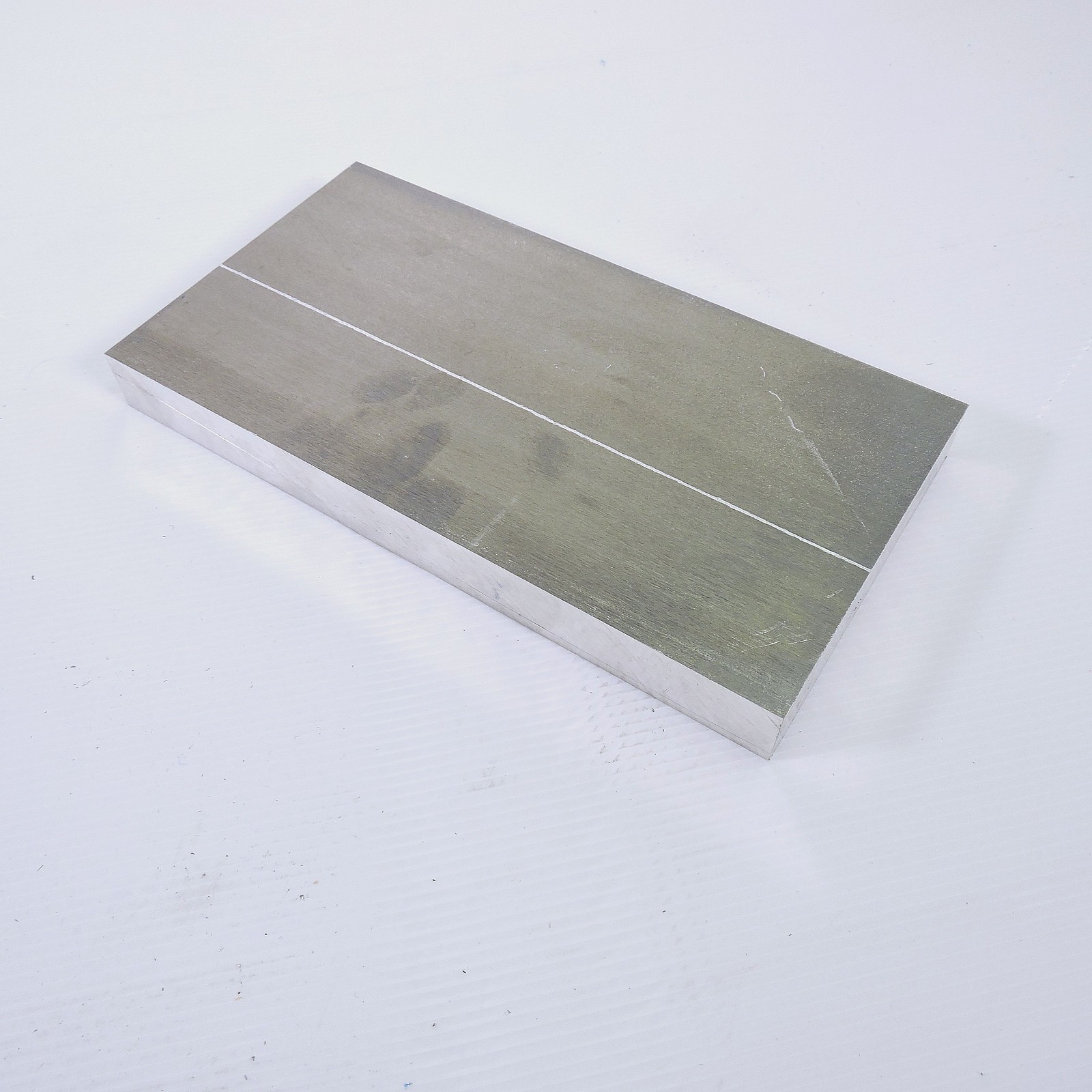 1″ thick Aluminum 6061 PLATE 5.625″ x 10.625″ Long sku 186960