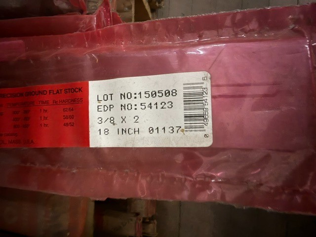Starrett 3/8 x 2 x 18″ No. 496 Oil Hardening Ground Flat Stock – Rust – Old