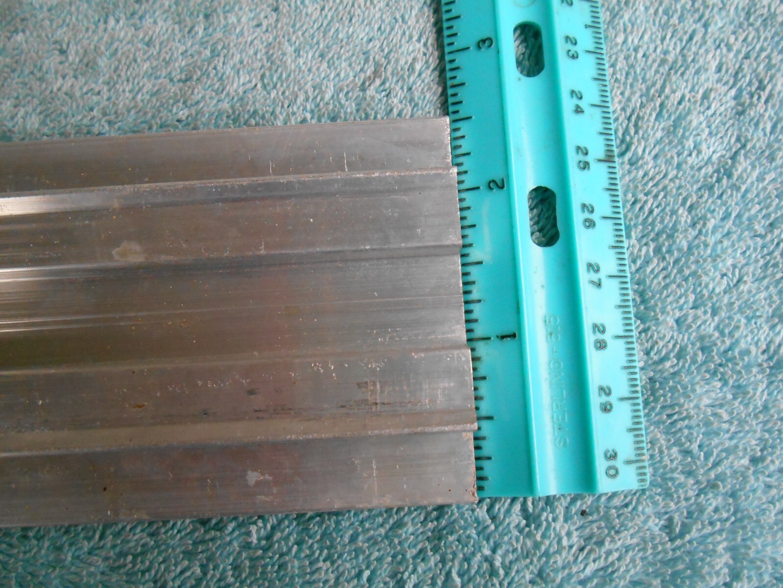 METAL STOCK EXTRUDED ALUMINUM 6063 DUAL CHANNEL 29-1/8″ X 2-1/2″ X 1/4″