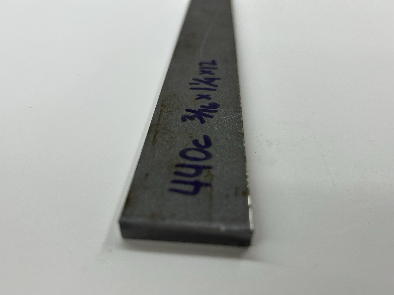 440C Stainless Steel 3/16″ x 1 1/4″ x 12″ bar, Knife Making Stock, Billet