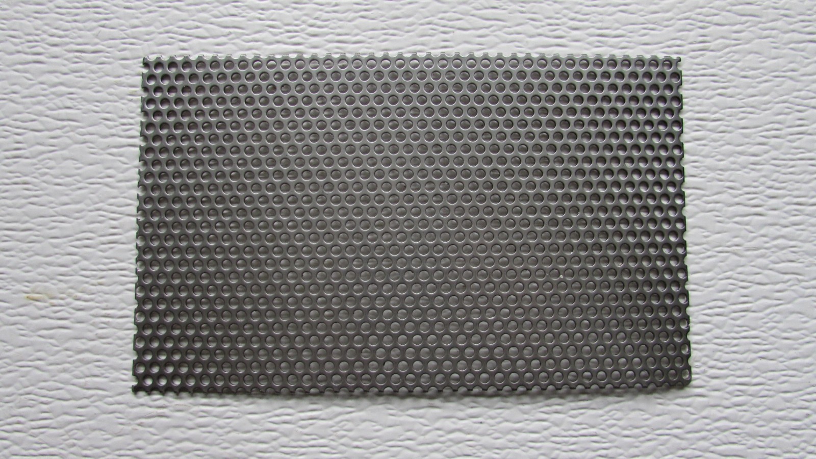 1/8″ ROUND HOLES 18 GA. 304 STAINLESS STEEL PERFORATED SHEET— 4-1/2″ X 7″