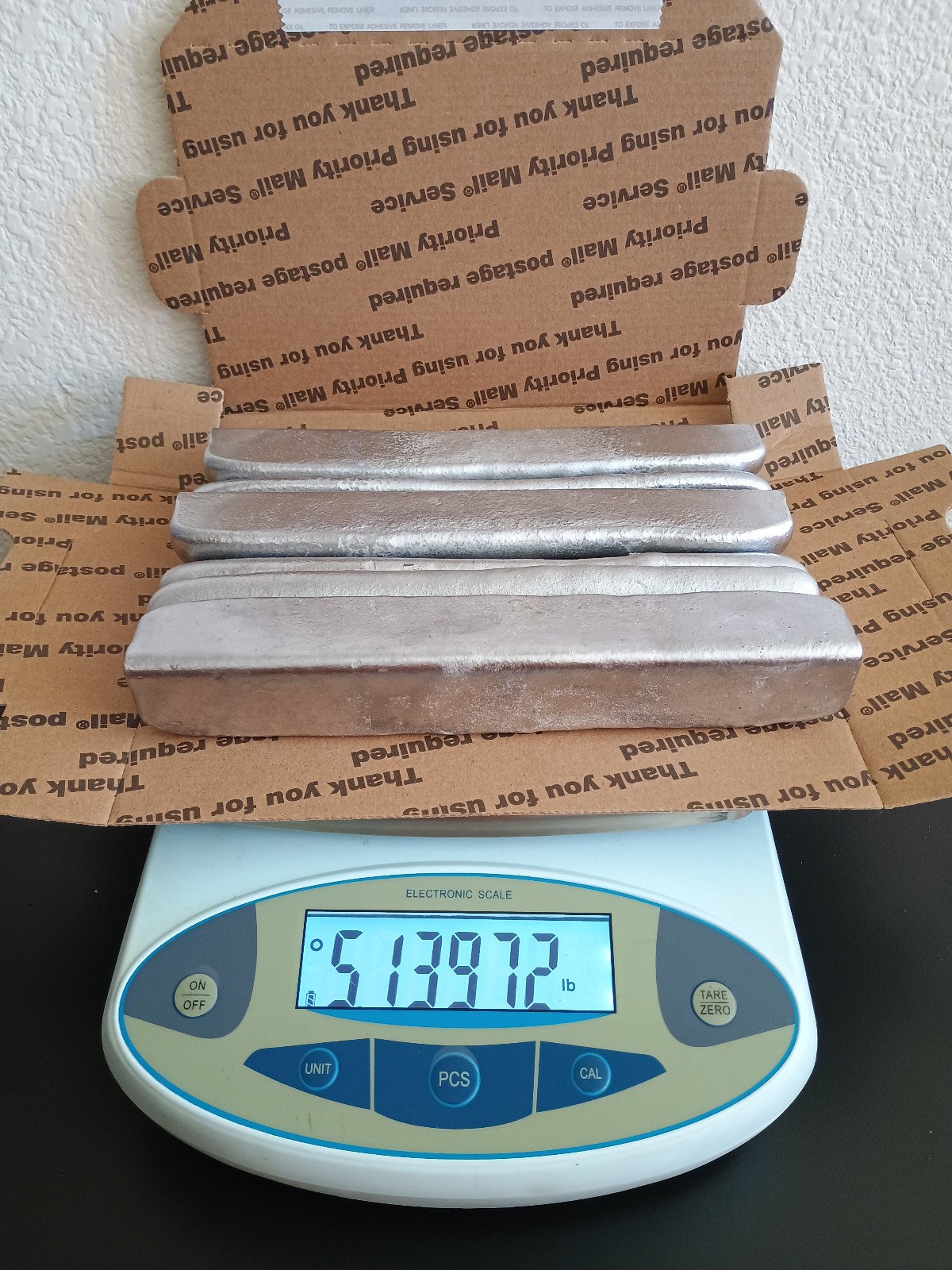 Aluminum ingots for casting, 5+ lbs per box, Casting alloy Near 356