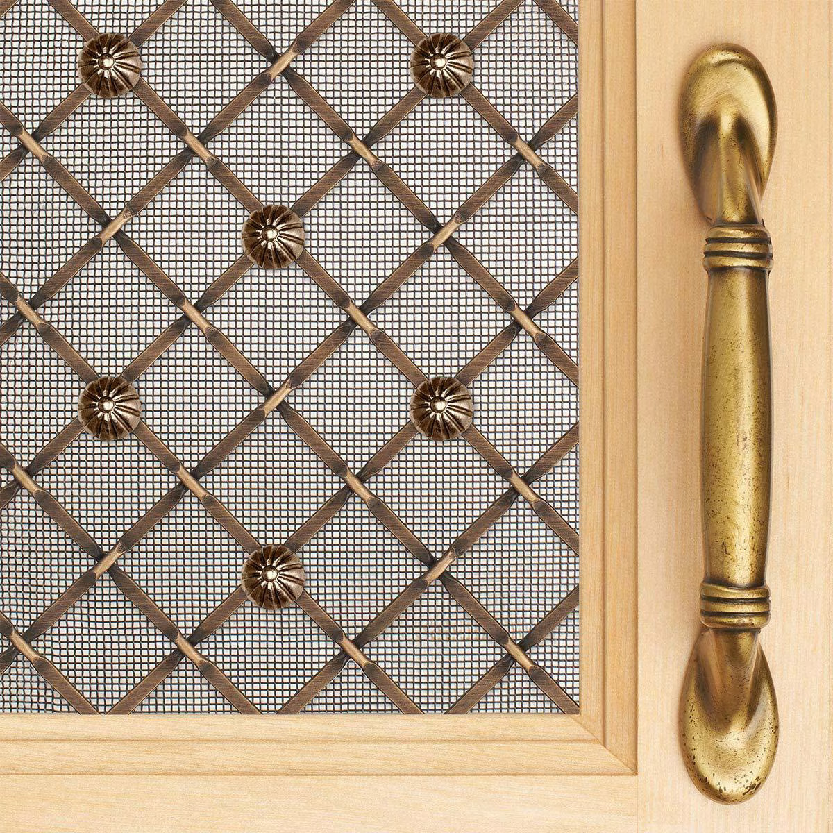 Kent Design Woven Wire Mesh Screen – 18″ x 48″ – Antique Brass Finish