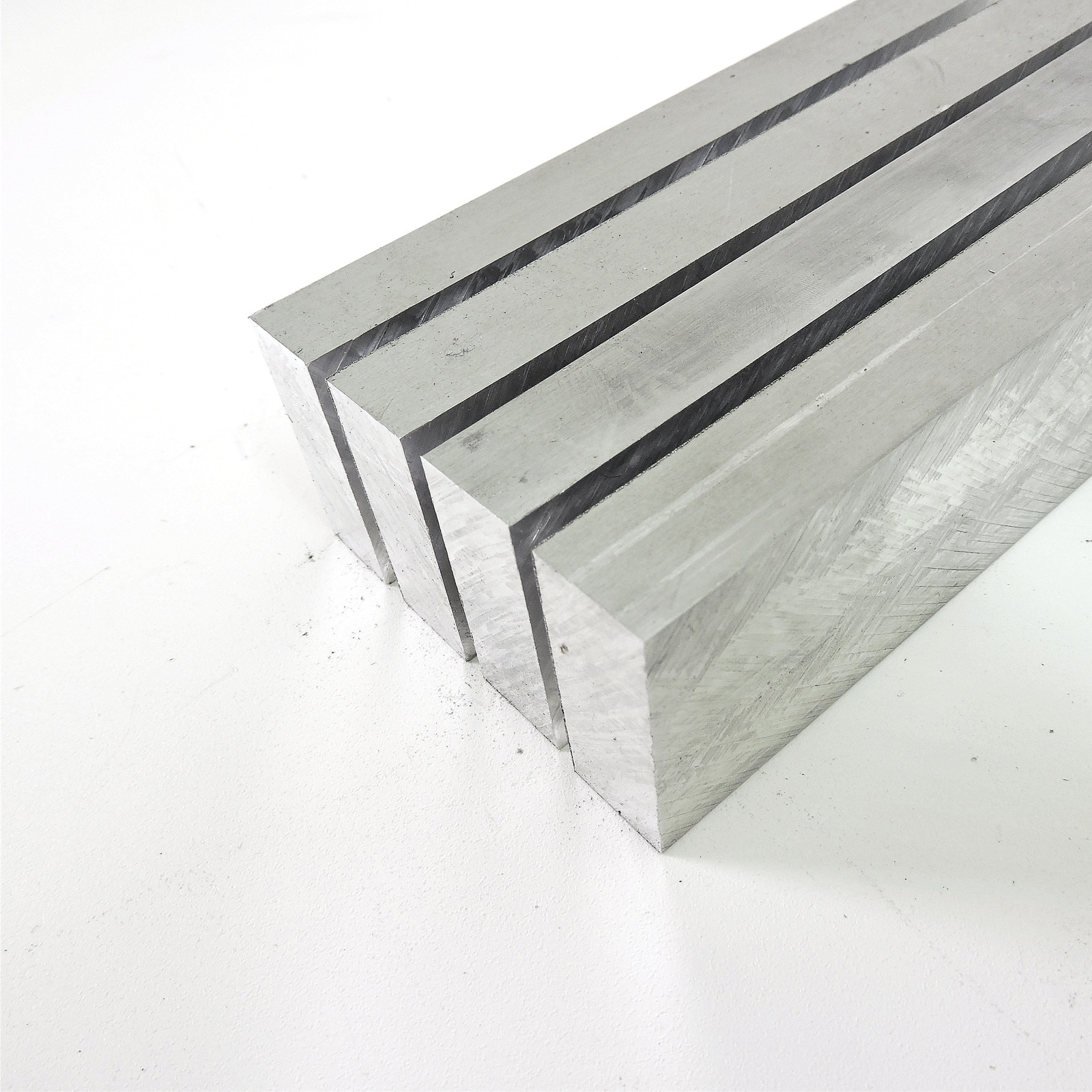 .625″ thick 5/8 Aluminum 6061 PLATE 1.375″ x 32.625″ Long QTY 4 sku 335331