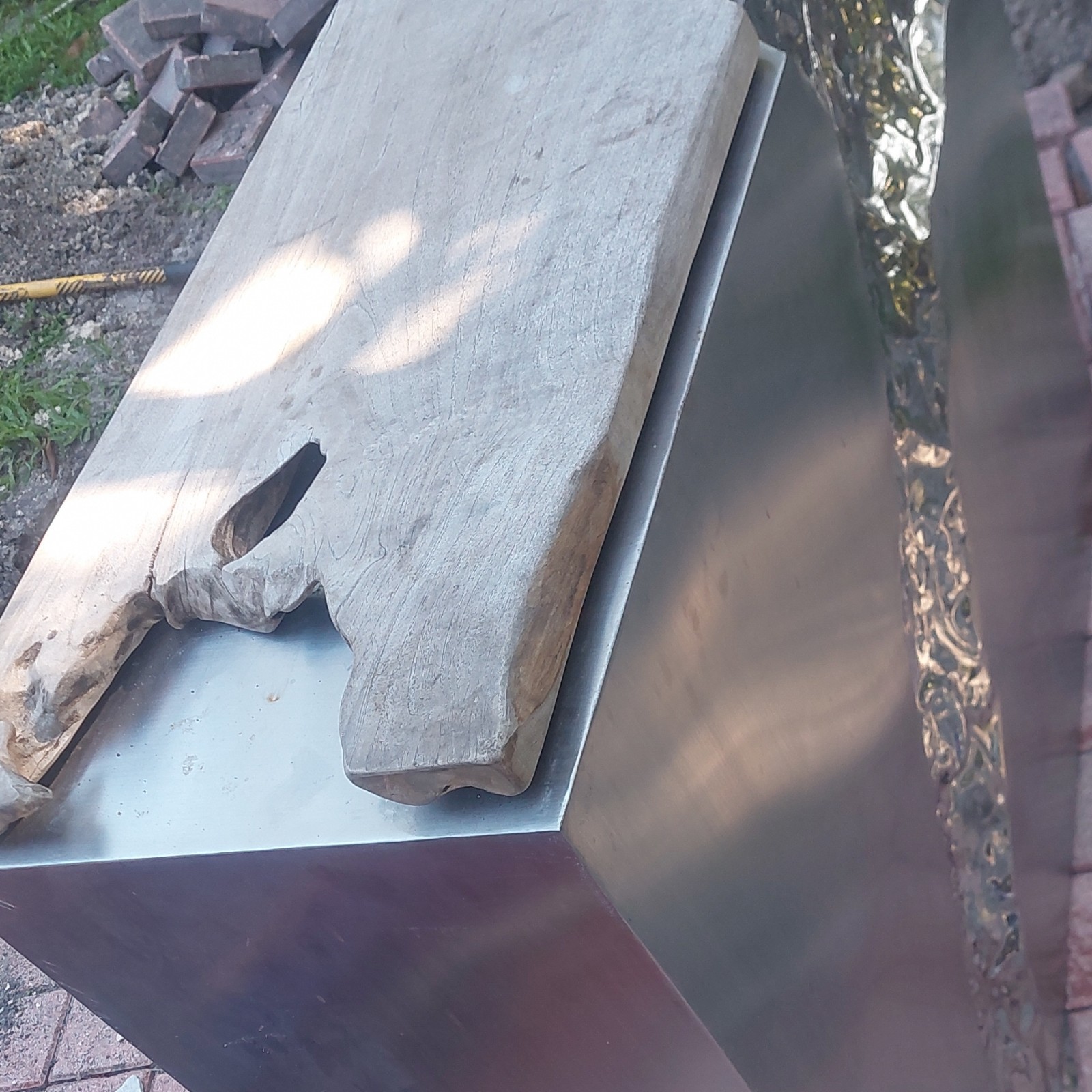 Steel Flat Stock Sheet with Natural Wood Slab Top, Rectangular Block