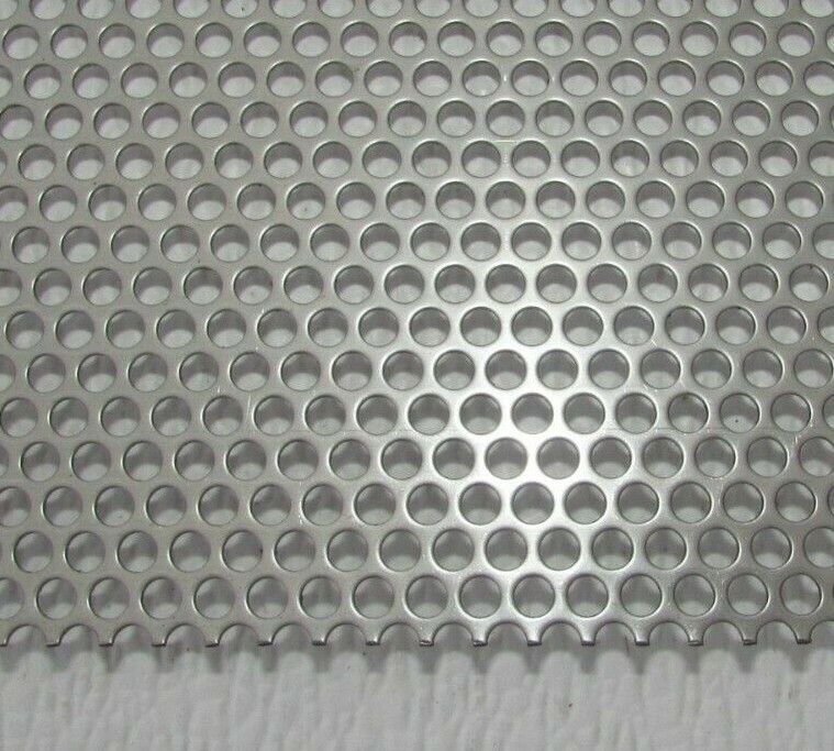 ==3/16″ HOLES-18 GAUGE-304 STAINLESS STEEL PERFORATED SHEET 12″ X 24″==